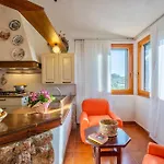 Lägenhet House 6 Beds Surrounded By Greenery Between Badesi And Isola Rossa *