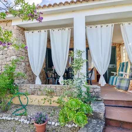 House 6 Beds Surrounded By Greenery Between Badesi And Isola Rossa Trinità dʼAgultu