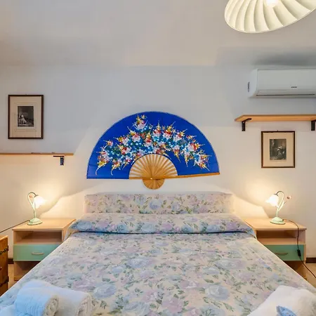 House 6 Beds Surrounded By Greenery Between Badesi And Isola Rossa 公寓 *