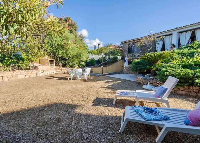 House 6 Beds Surrounded By Greenery Between Badesi And Isola Rossa Apartman Trinità dʼAgultu