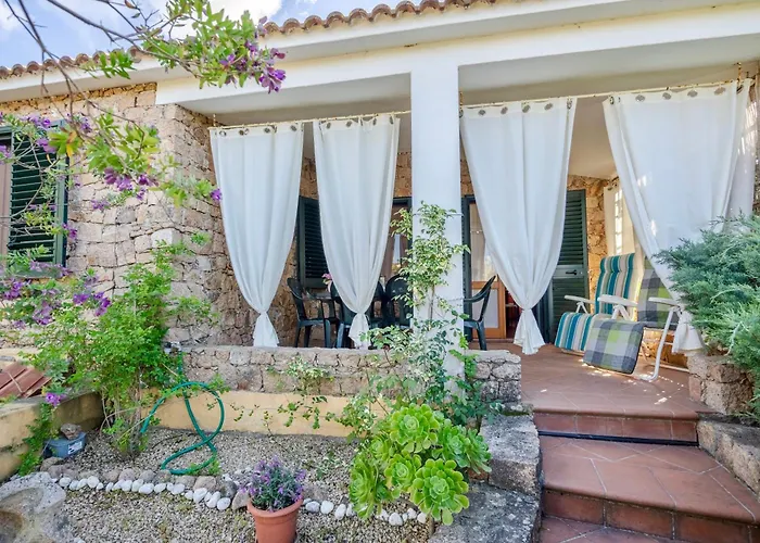 House 6 Beds Surrounded By Greenery Between Badesi And Isola Rossa Trinità dʼAgultu