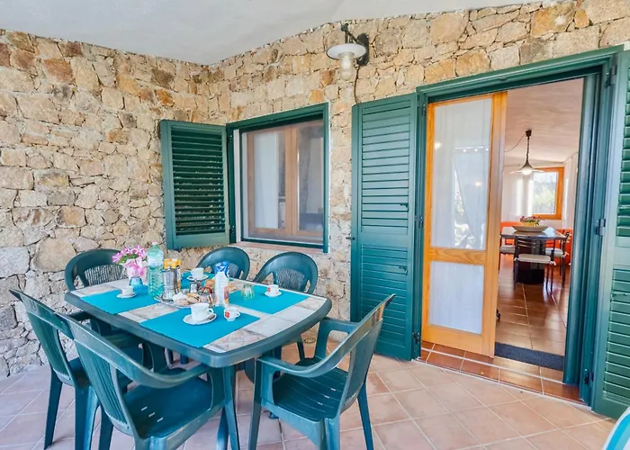 House 6 Beds Surrounded By Greenery Between Badesi And Isola Rossa * Trinità dʼAgultu