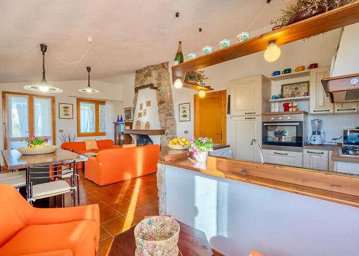 House 6 Beds Surrounded By Greenery Between Badesi And Isola Rossa