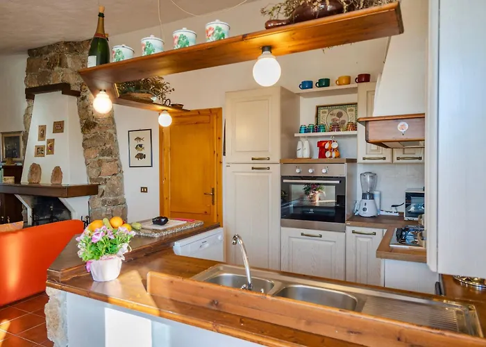 House 6 Beds Surrounded By Greenery Between Badesi And Isola Rossa * Trinità dʼAgultu