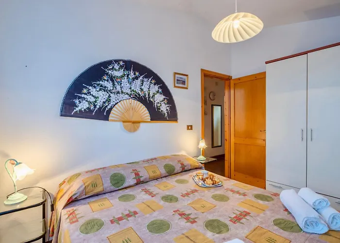 Apartament House 6 Beds Surrounded By Greenery Between Badesi And Isola Rossa *