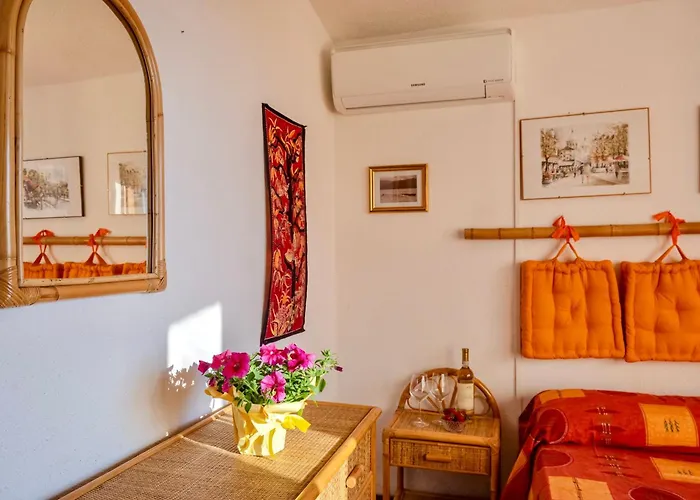 Apartament House 6 Beds Surrounded By Greenery Between Badesi And Isola Rossa Trinità dʼAgultu