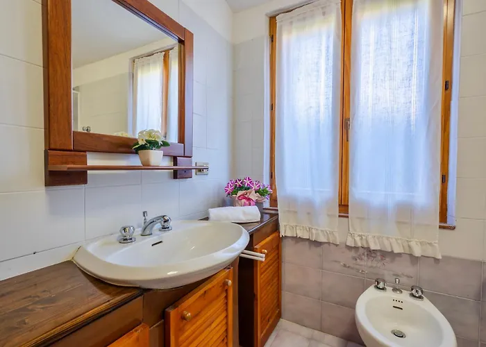 Apartament House 6 Beds Surrounded By Greenery Between Badesi And Isola Rossa Trinità dʼAgultu